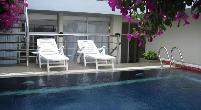 Ritz Garden Hotel Ипох Екстериор снимка