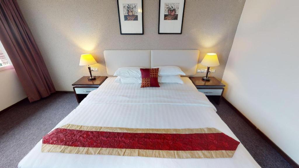 Ritz Garden Hotel Ипох Екстериор снимка