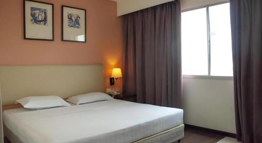 Ritz Garden Hotel Ипох Екстериор снимка